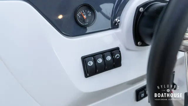 Beneteau Antares 8.80 OB