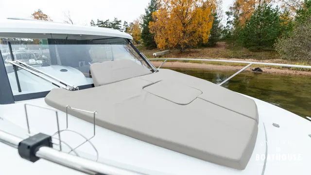 Beneteau Antares 8.80 OB