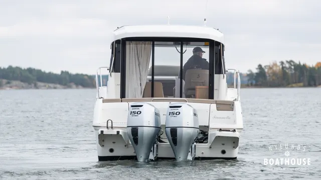 Beneteau Antares 8.80 OB