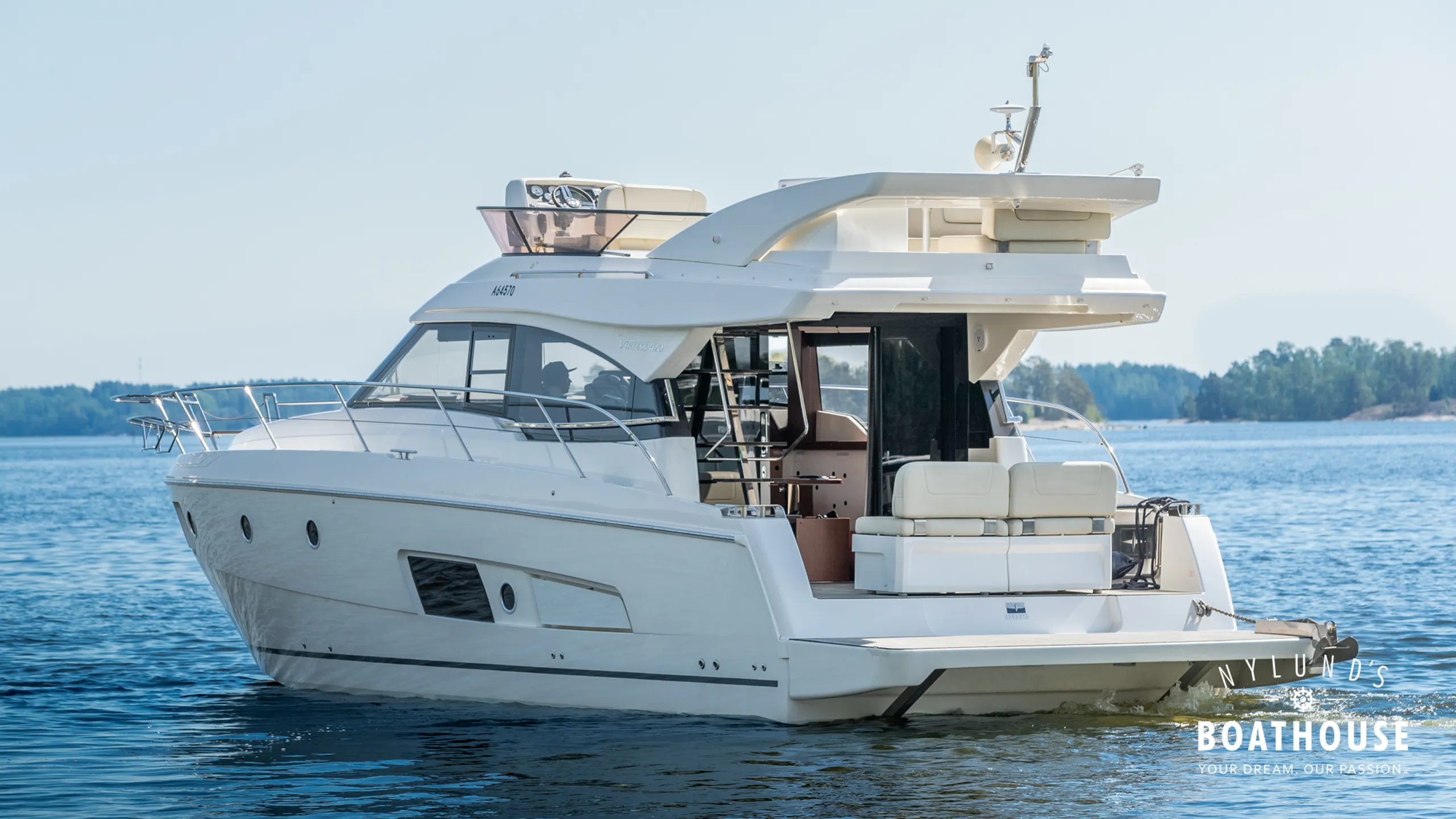 Bavaria Virtess 420 Fly - Image 15