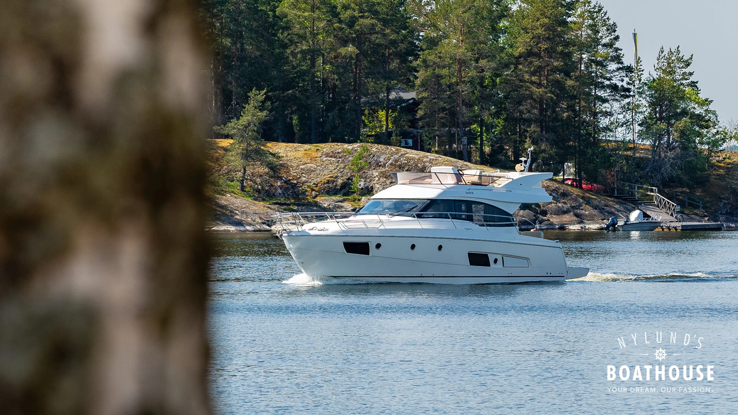 Bavaria Virtess 420 Fly - Image 8