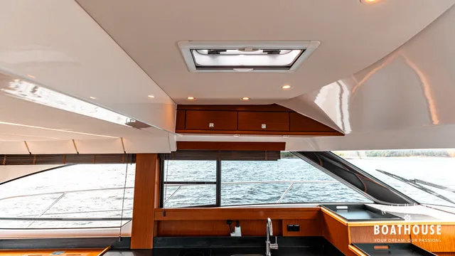Bavaria Virtess 420 Fly