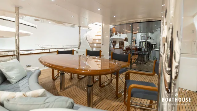 Elegance 92 Mega