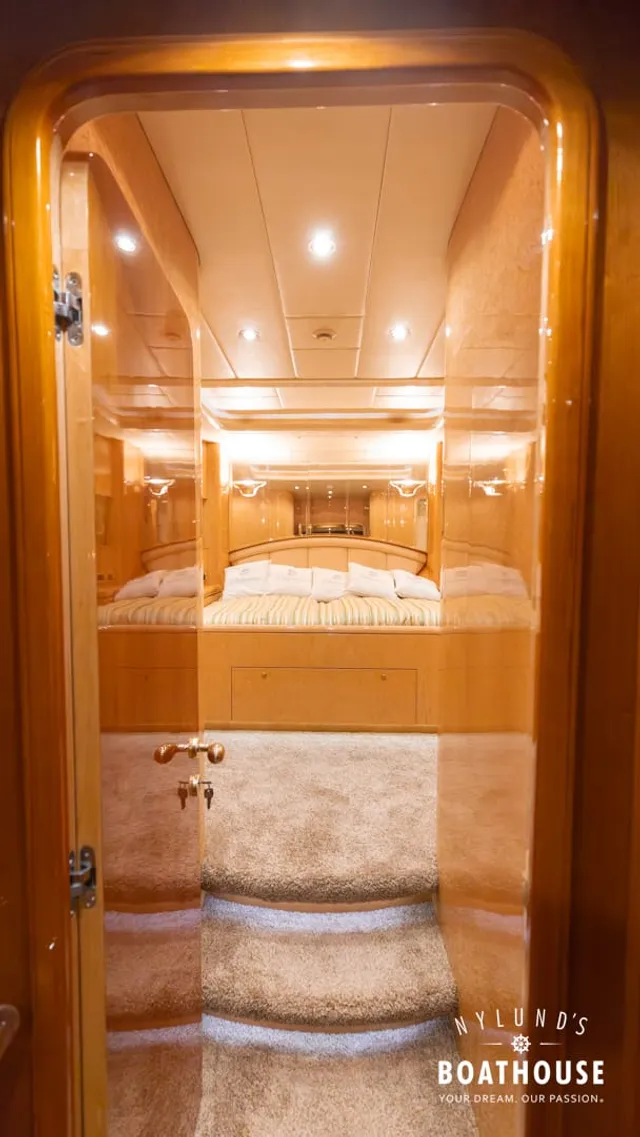 Elegance 92 Mega