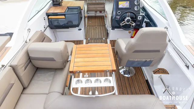 Flipper 700 ST