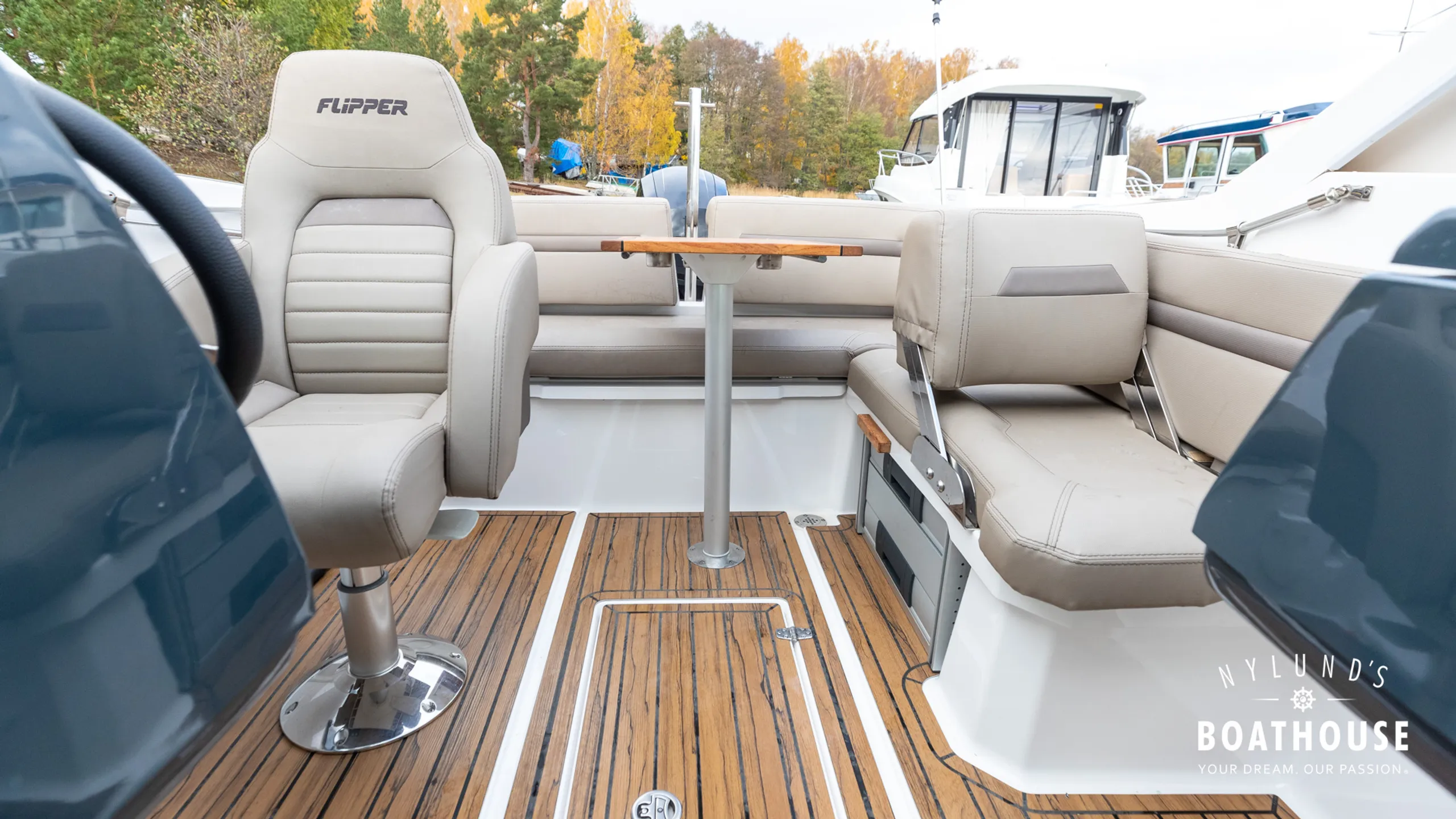 Flipper 700 ST - Image 36