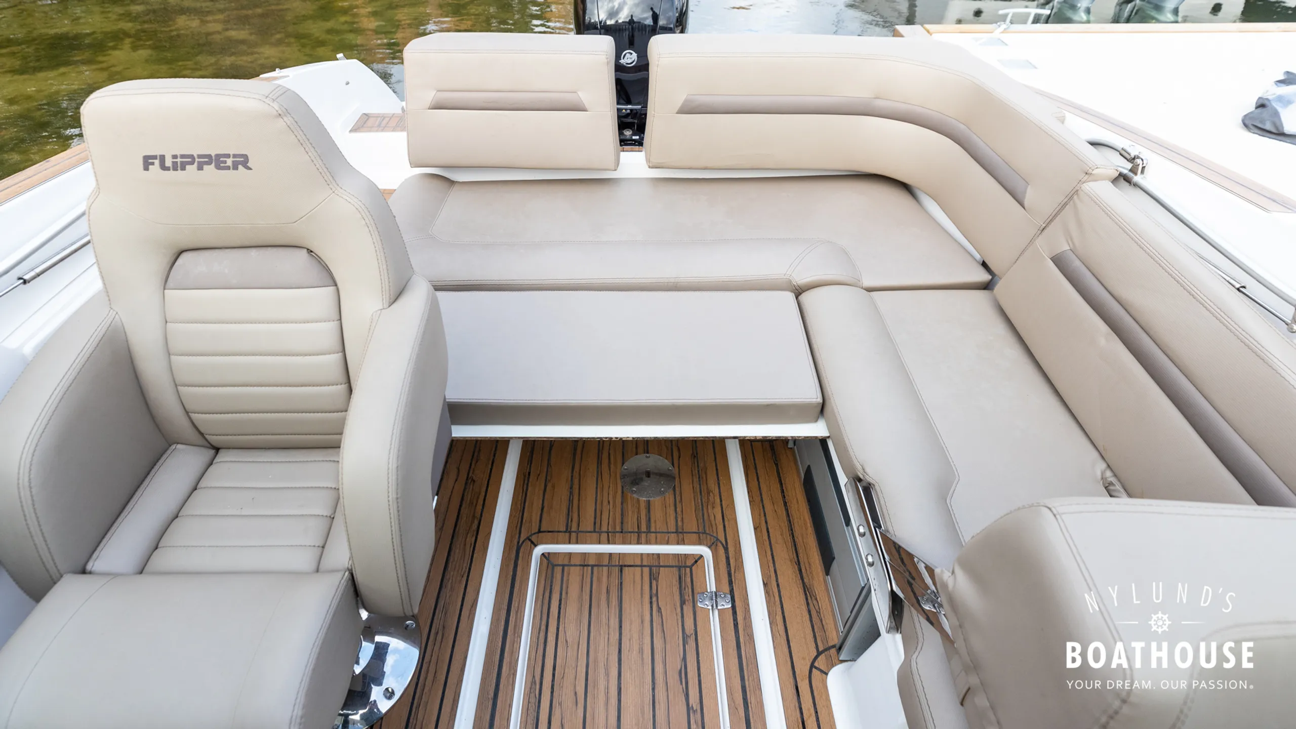Flipper 700 ST - Image 24