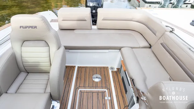 Flipper 700 ST