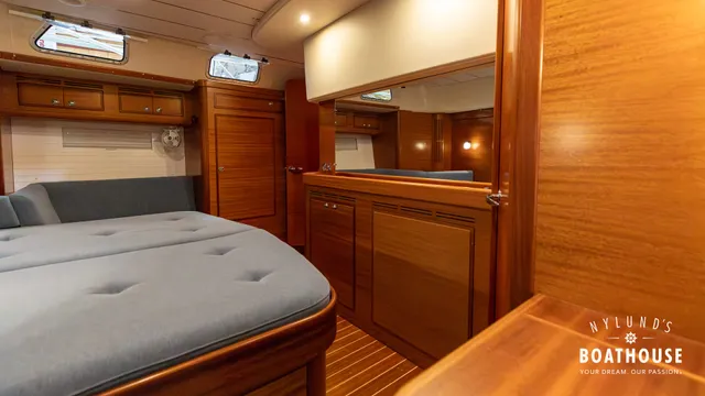 Hallberg-Rassy 57