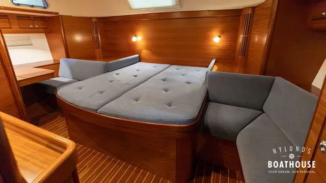 Hallberg-Rassy 57