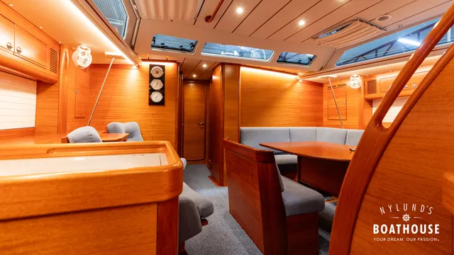 Hallberg-Rassy 57