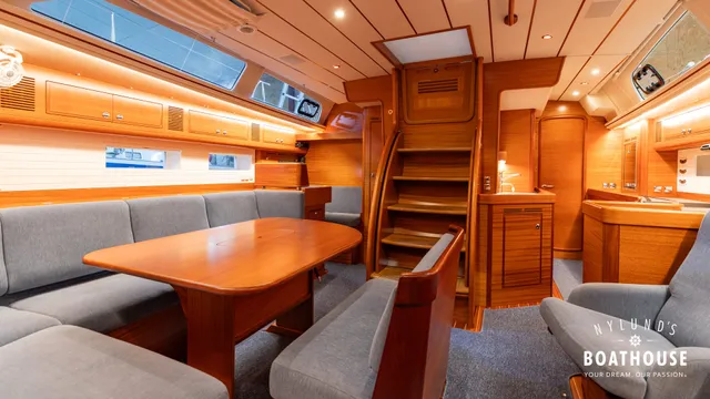 Hallberg-Rassy 57