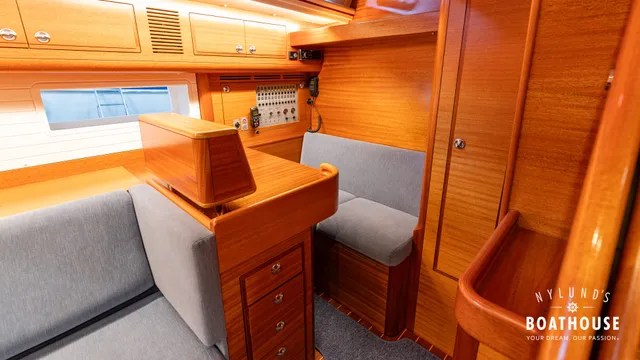 Hallberg-Rassy 57