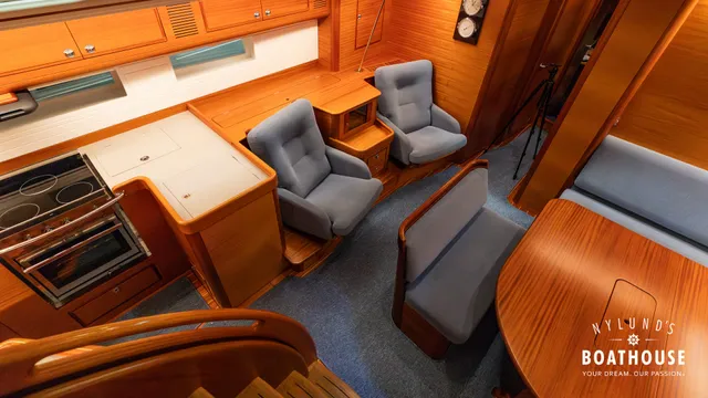 Hallberg-Rassy 57