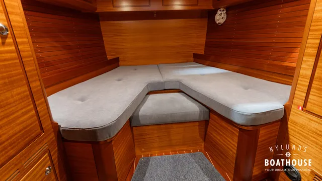 Hallberg-Rassy 57