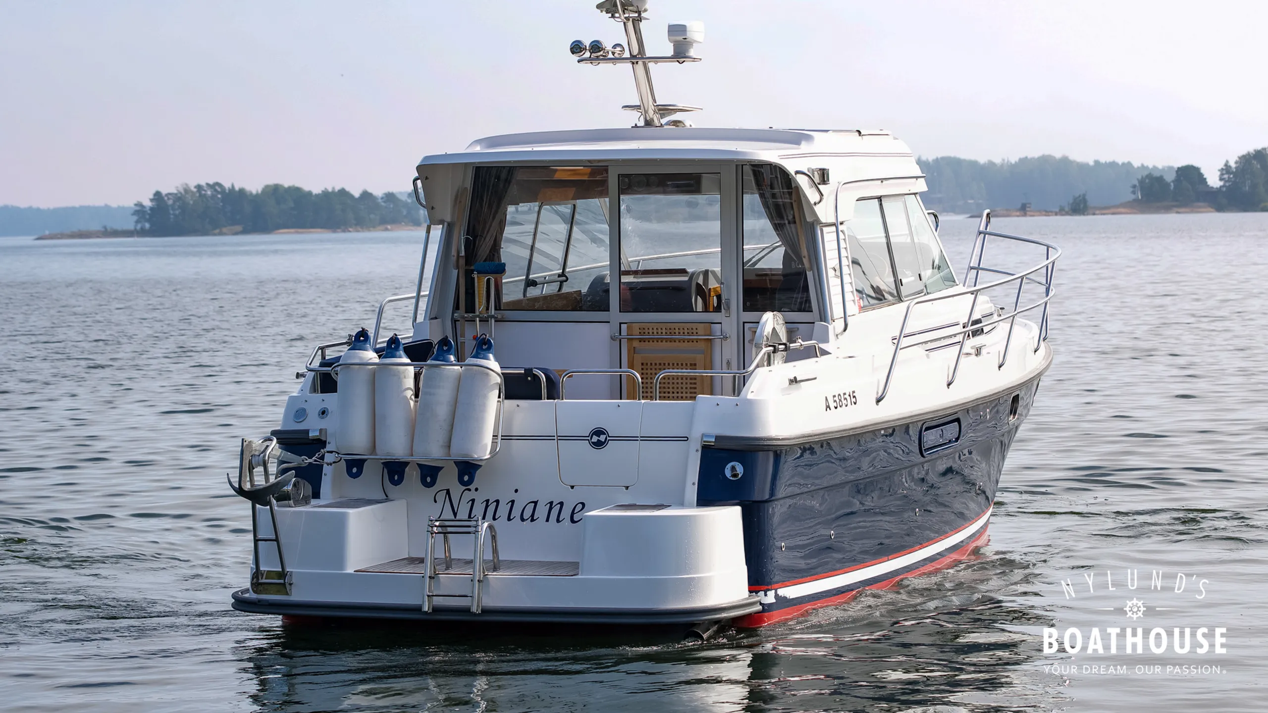 Nimbus 320 Coupé - Image 4