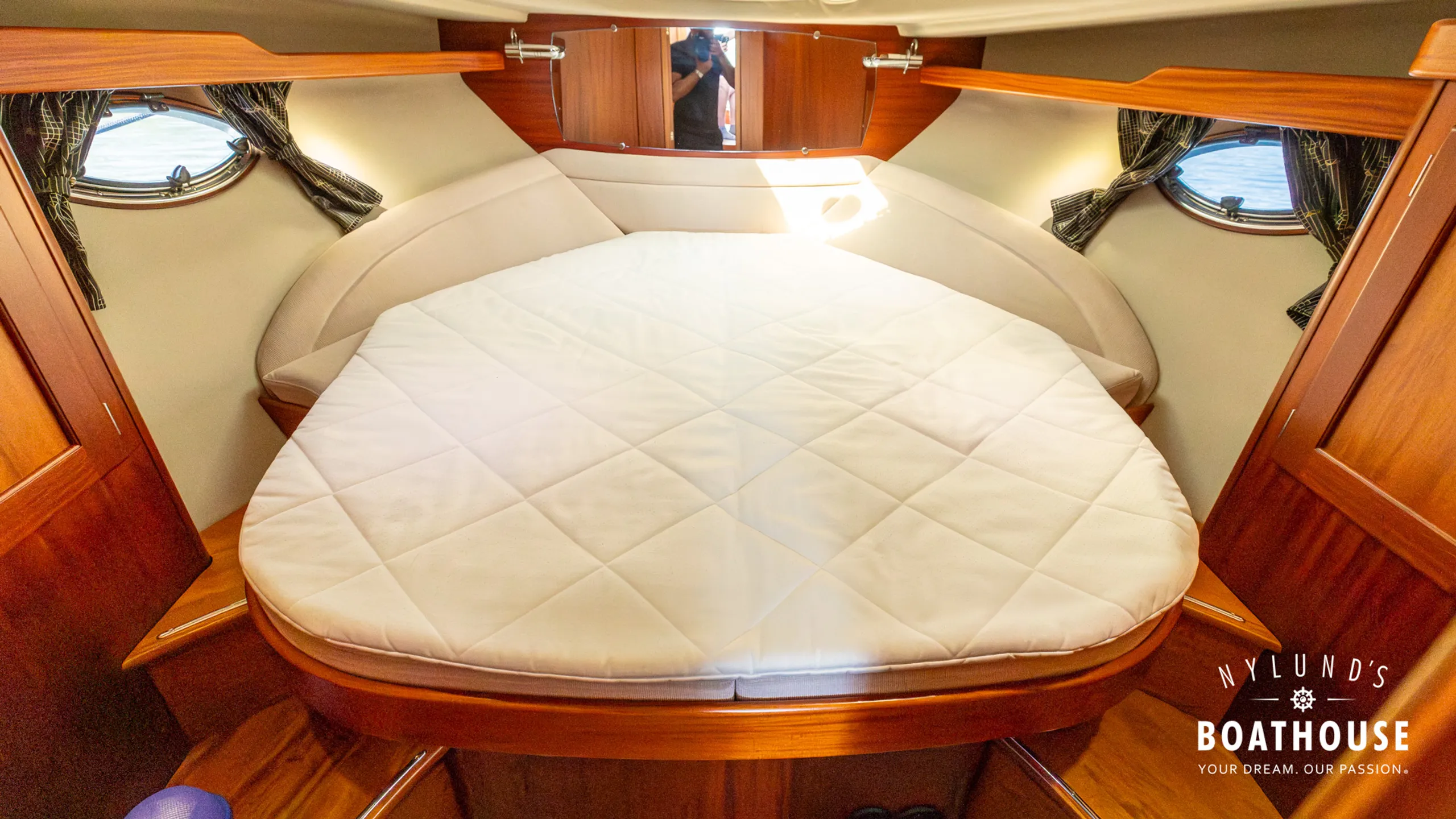 Nord West 370 Flybridge - Image 49