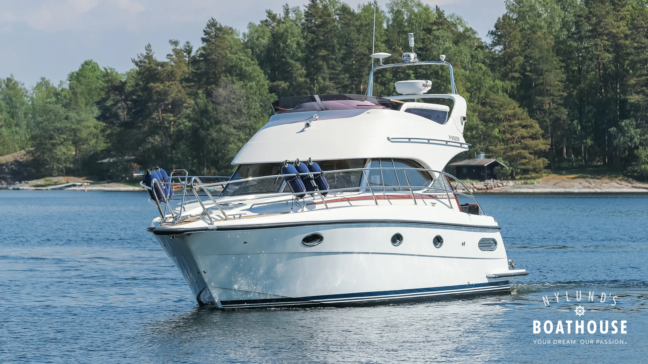 Nord West 370 Flybridge - Image 14