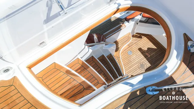 Nord West 370 Flybridge