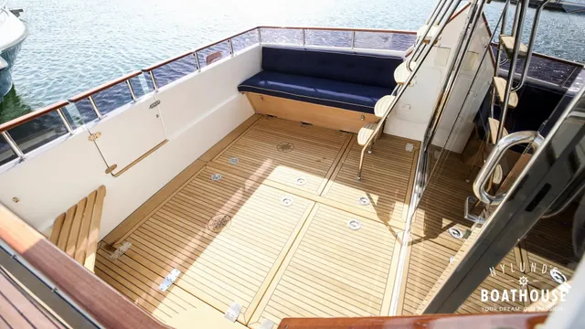 Nord West 390 Flybridge