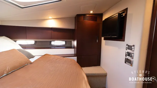Sea Ray 450 Sundancer