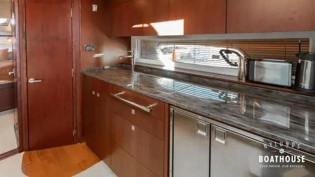 Sea Ray 450 Sundancer