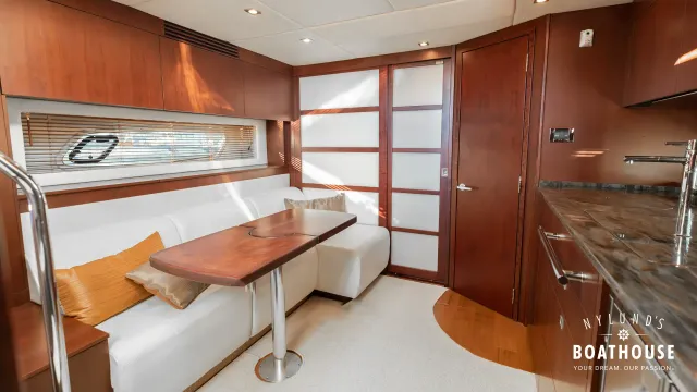 Sea Ray 450 Sundancer