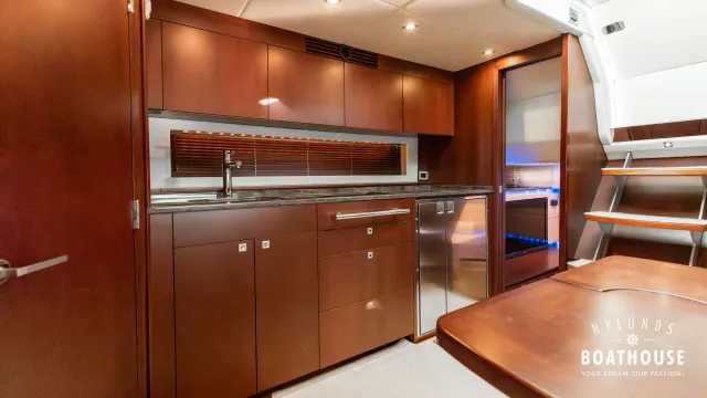 Sea Ray 450 Sundancer