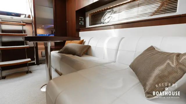 Sea Ray 450 Sundancer