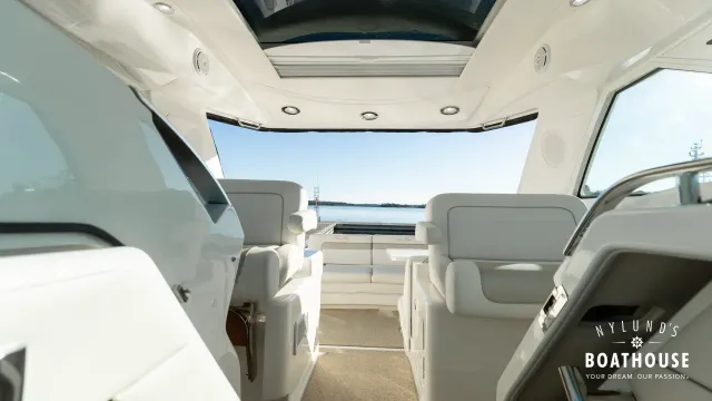 Sea Ray 450 Sundancer