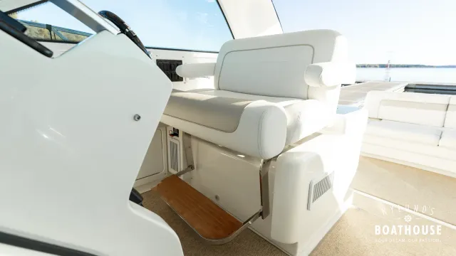 Sea Ray 450 Sundancer
