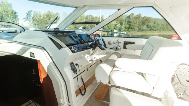 Sea Ray 450 Sundancer