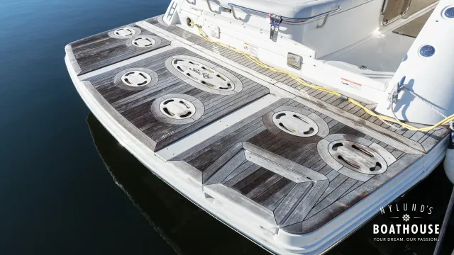 Sea Ray 450 Sundancer