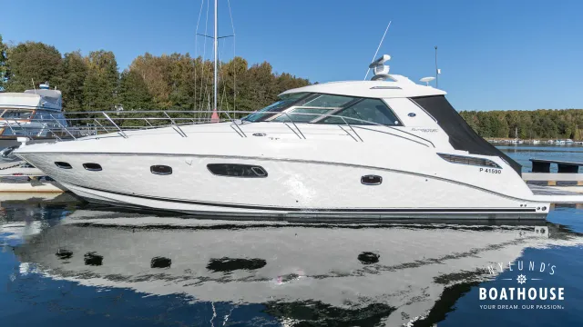 Sea Ray 450 Sundancer