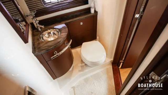 Sea Ray 450 Sundancer
