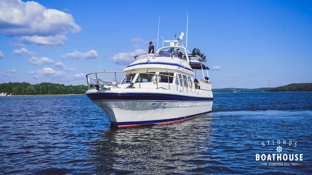 Trader 535 Signature