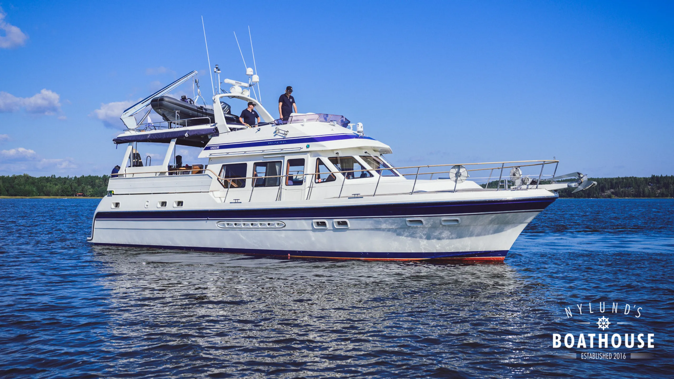 Trader 535 Signature - Image 18
