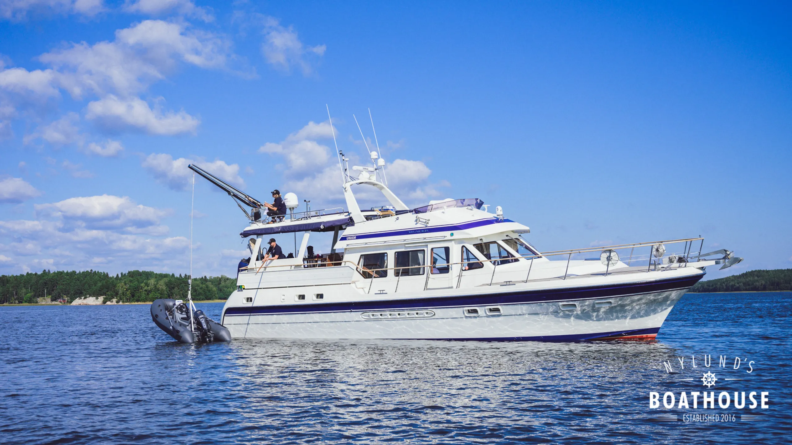 Trader 535 Signature - Image 30
