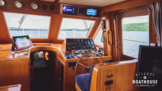 Trader 535 Signature
