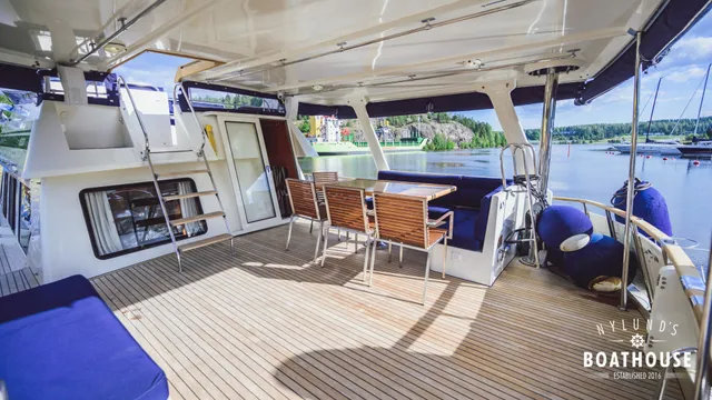 Trader 535 Signature