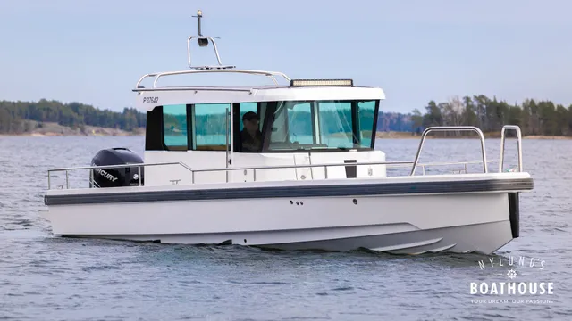 Axopar 28 Cabin