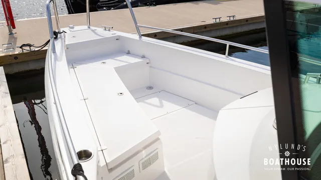 Axopar 28 Cabin