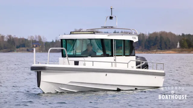 Axopar 28 Cabin