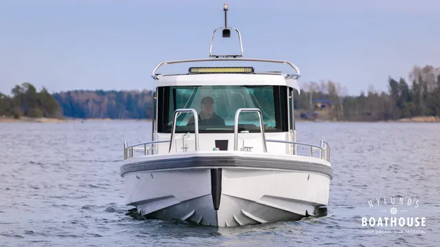 Axopar 28 Cabin