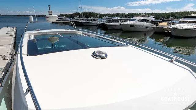 Delta 34 SW