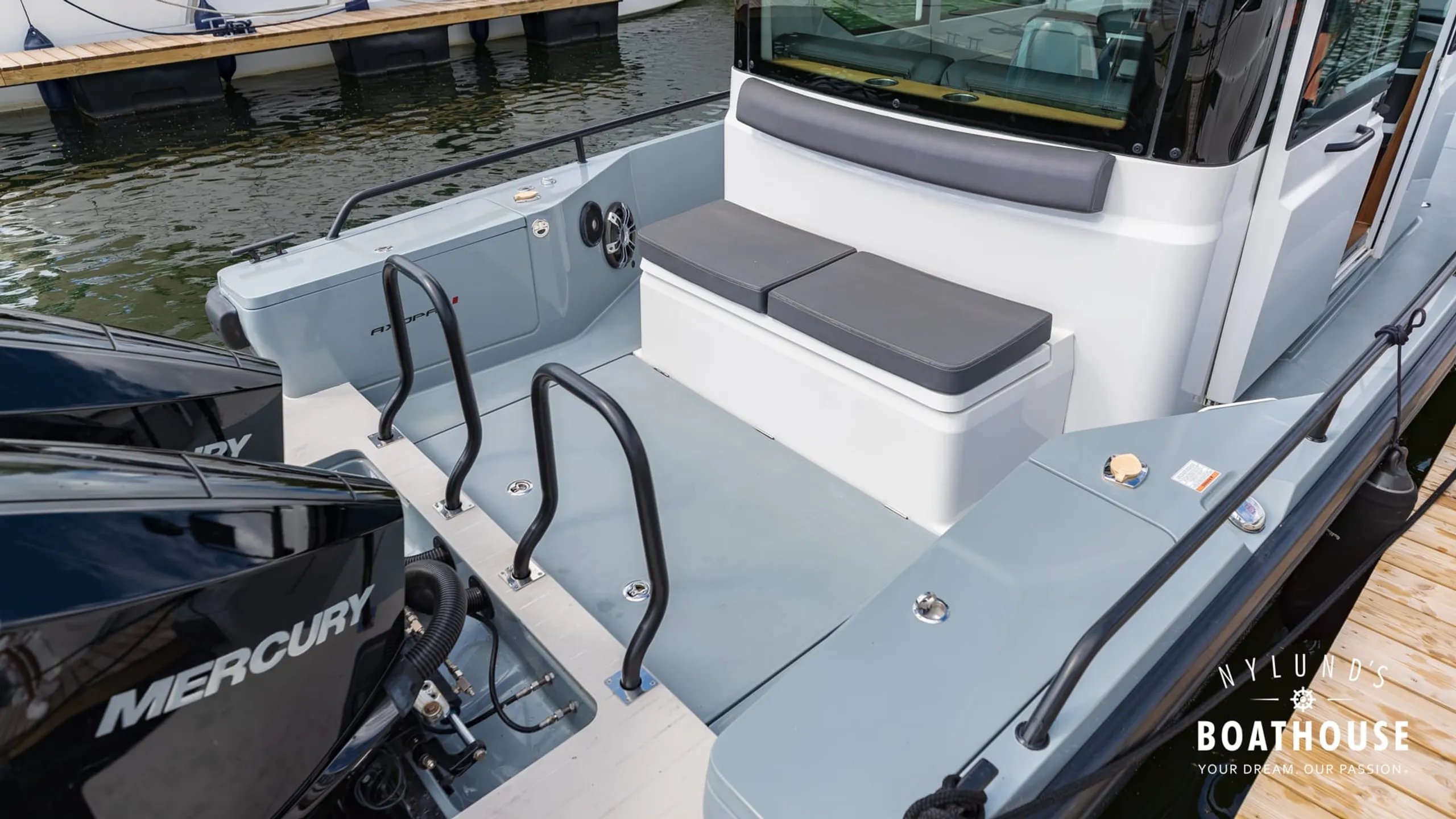 Axopar 28 Cabin - Brabus Line - Image 14