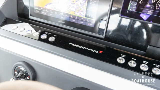 Axopar 28 Cabin - Brabus Line