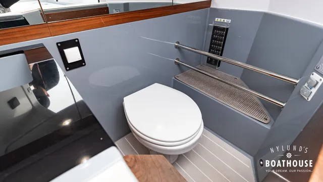 Axopar 28 Cabin - Brabus Line