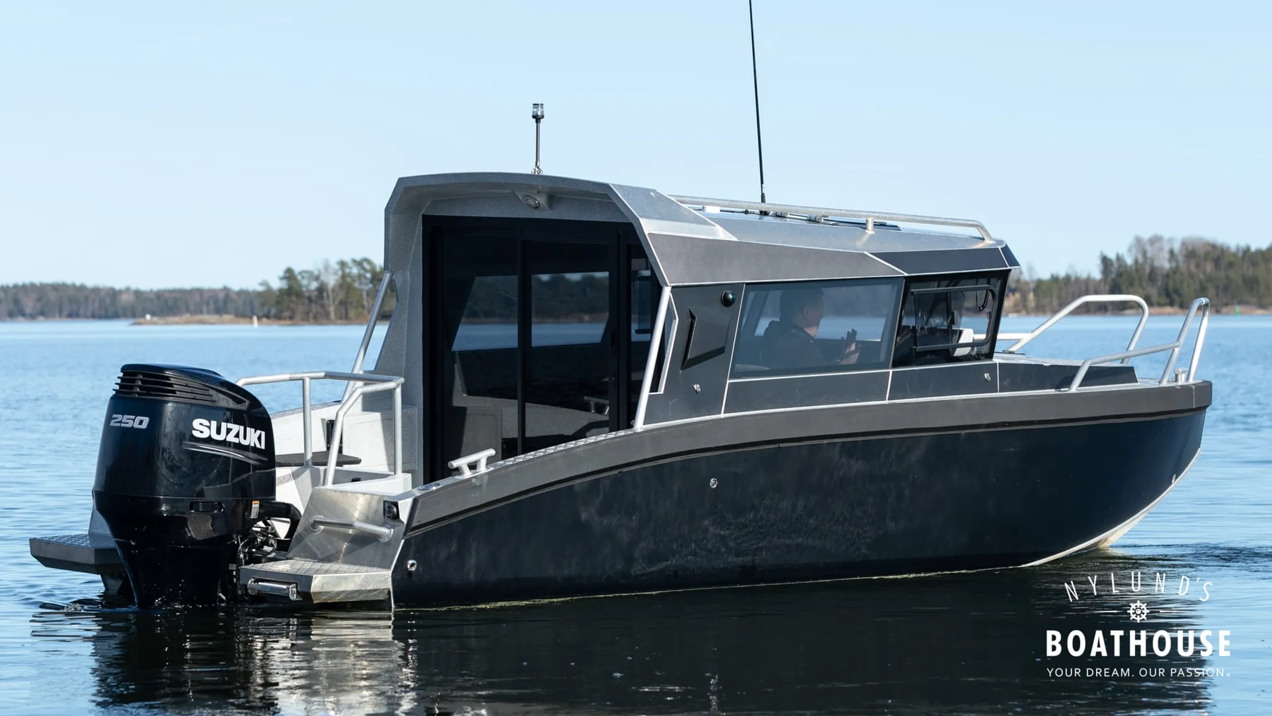Vboats Voyager 700 Cabin - Image 3