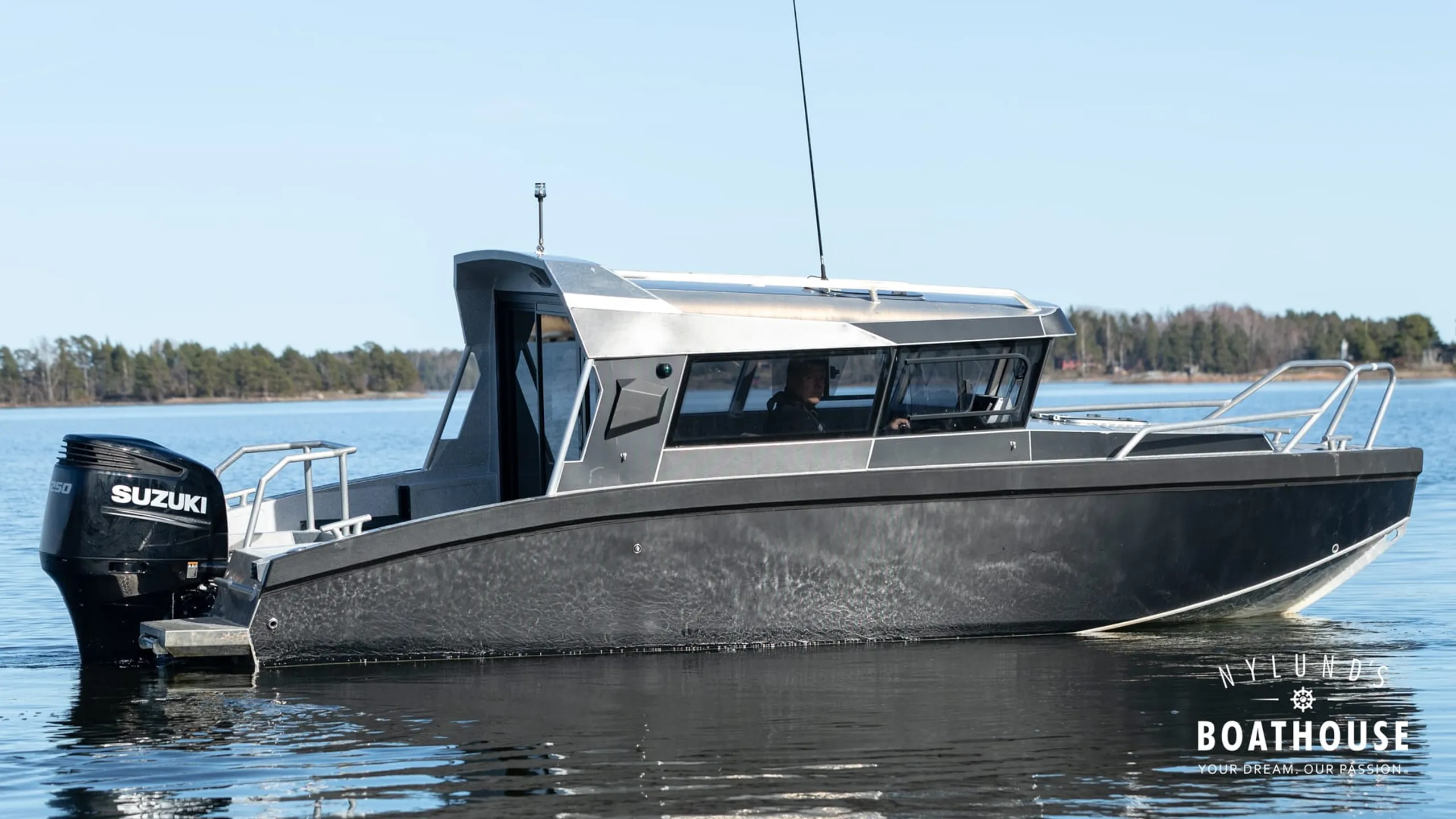 Vboats Voyager 700 Cabin - Image 4